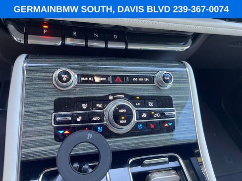 Used 2023 Lincoln Aviator Black Label w/ Dynamic Handling Package AWD/4WD image 12