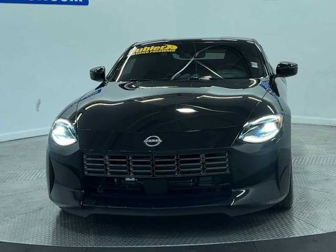 Used 2025 Nissan Z Performance w/ Floor Mat Package RWD image 3