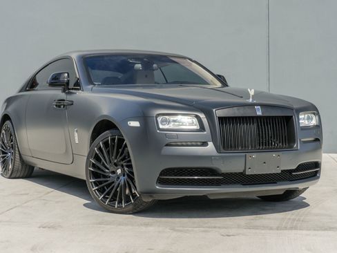 Used 2016 Rolls-Royce Wraith RWD image 5
