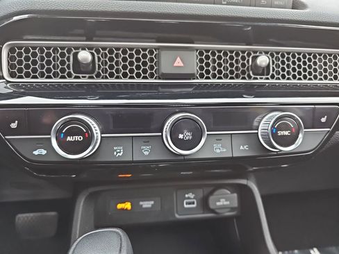 Used 2023 Honda Civic EX image 20