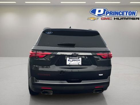Used 2023 Chevrolet Traverse Premier w/ Redline Edition image 6