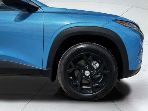 Used 2025 Chevrolet Trax LS w/ LS Convenience Package image 55