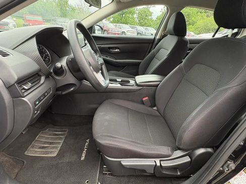 Used 2023 Nissan Sentra S FWD image 2