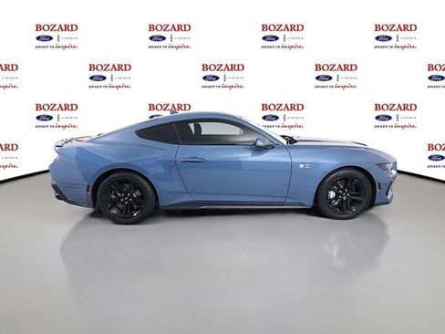 Used 2025 Ford Mustang GT RWD image 9