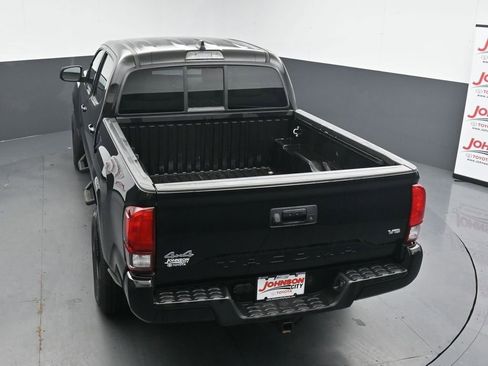 Used 2023 Toyota Tacoma SR AWD/4WD image 29