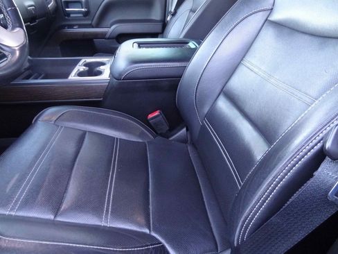 Used 2019 GMC Sierra 2500 Denali w/ Duramax Plus Package image 7