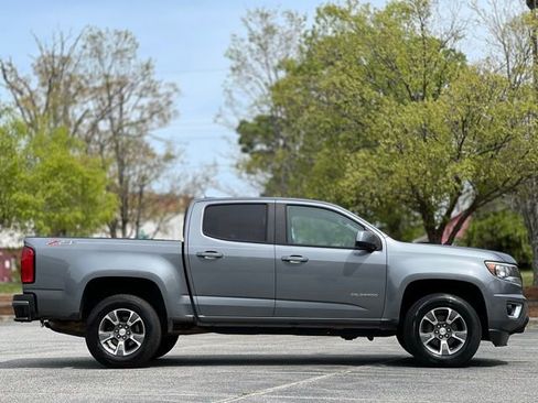 Used 2019 Chevrolet Colorado Z71 image 4