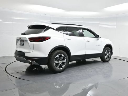 New 2025 Chevrolet Blazer LT w/ Convenience Package FWD image 48