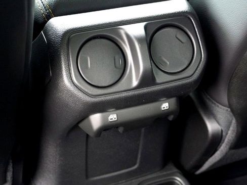 New 2026 Jeep Gladiator Sport AWD/4WD image 27