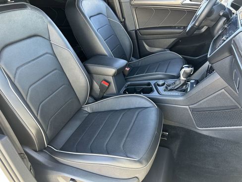 Certified 2023 Volkswagen Tiguan SEL R-Line AWD/4WD image 8