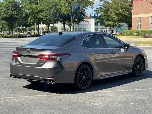 Used 2021 Toyota Camry XSE FWD image 4