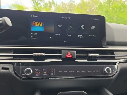New 2026 Kia Sportage LX FWD image 9