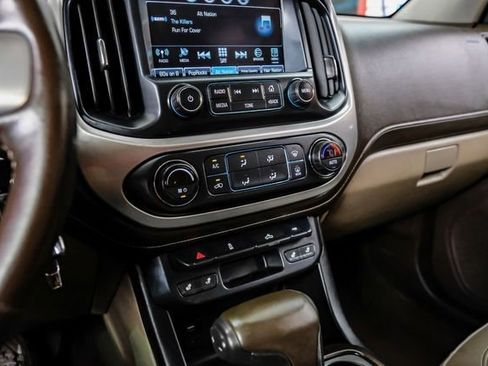 Used 2018 GMC Canyon SLT image 21