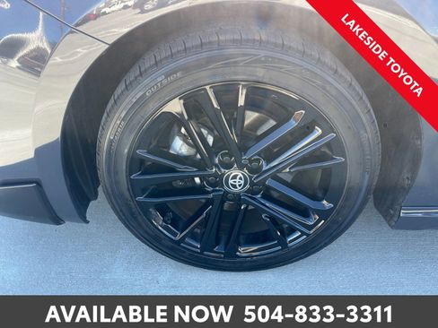 Certified 2025 Toyota Camry SE image 11