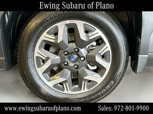 Used 2026 Subaru Forester Premium AWD/4WD image 32