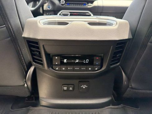 Used 2024 Toyota Sequoia Platinum AWD/4WD image 26