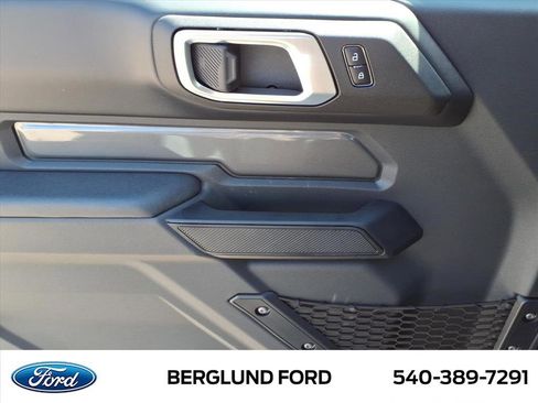 New 2026 Ford Bronco Badlands image 13