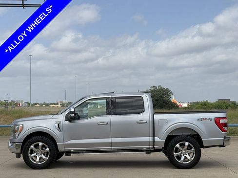 Used 2023 Ford F150 Lariat w/ Trailer Tow Package AWD/4WD image 3
