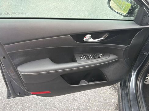 Used 2024 Kia Forte GT-Line FWD image 16