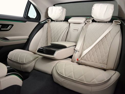 Used 2023 Mercedes-Benz S 580 4MATIC Sedan image 12