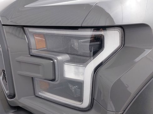 Used 2020 Ford F150 Raptor w/ Equipment Group 802A Luxury image 33