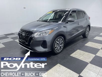 Used 2022 Nissan Kicks SV