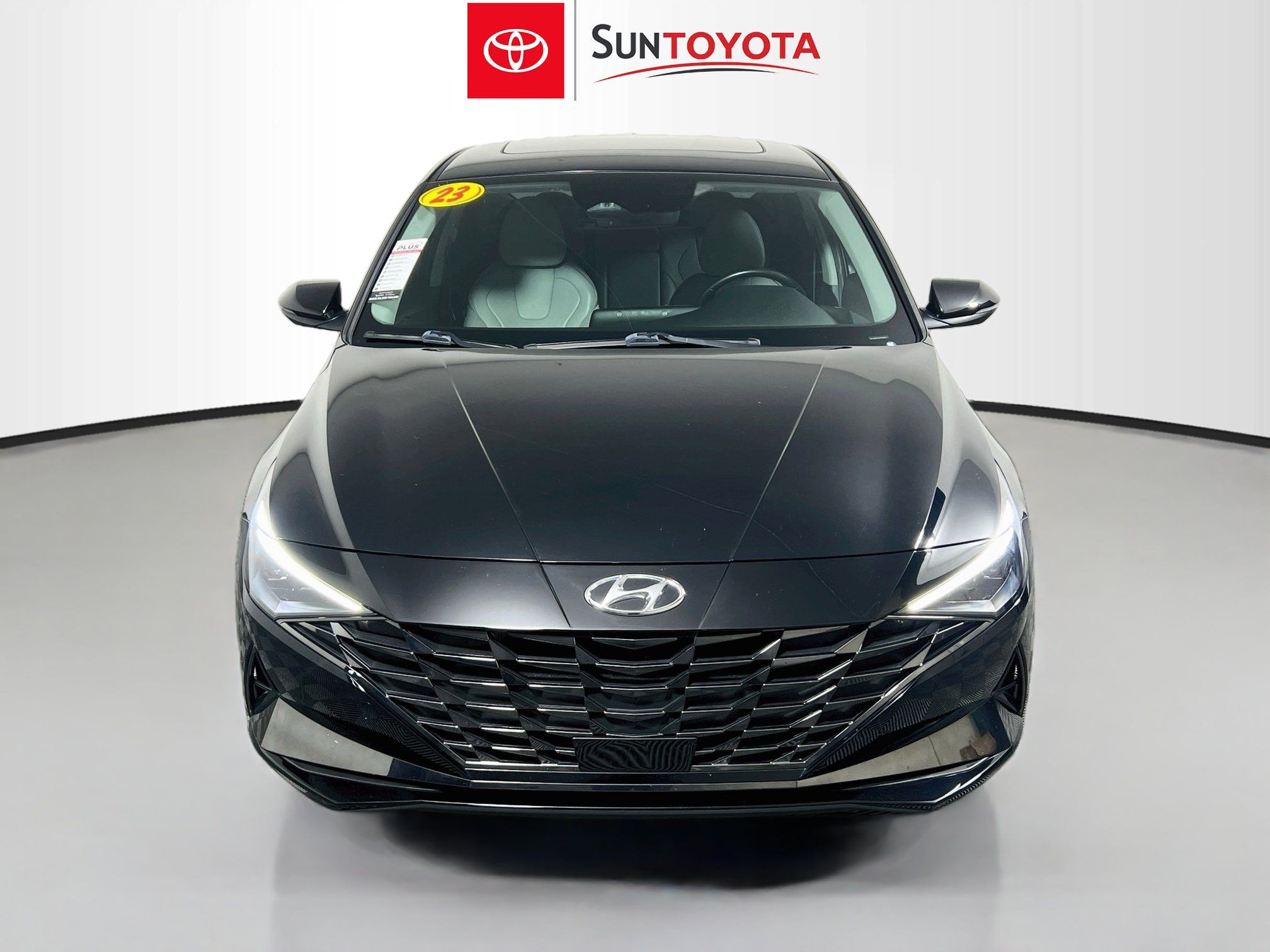 Used 2023 Hyundai Elantra Limited FWD image 10