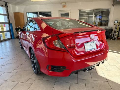 Used 2019 Honda Civic Sport image 6