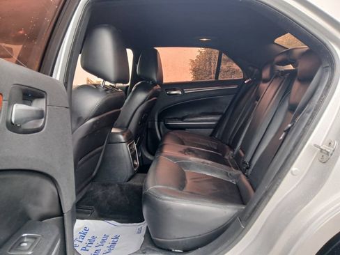 Used 2012 Chrysler 300 Limited RWD image 16