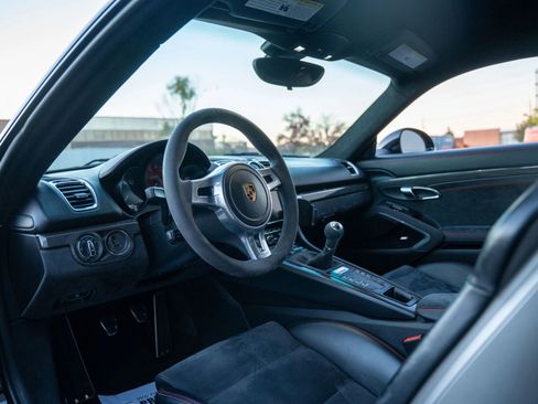 Used 2016 Porsche Cayman GTS image 2