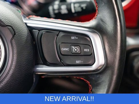 Used 2022 Jeep Wrangler Unlimited Rubicon w/ Steel Bumper Group image 15