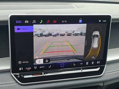 New 2026 Volkswagen Tiguan SE R-Line AWD/4WD image 13