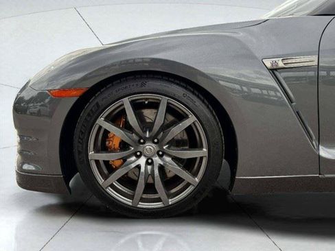 Used 2013 Nissan GT-R Premium AWD/4WD image 50