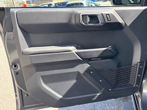 New 2026 Ford Bronco Badlands image 8