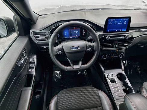 Certified 2025 Ford Escape ST-Line FWD image 20