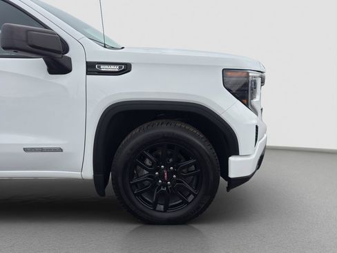 Used 2022 GMC Sierra 1500 Elevation image 25