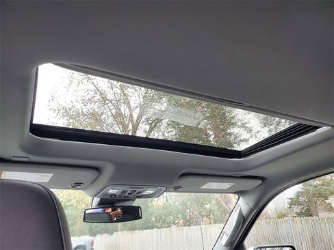 New 2026 GMC Sierra 1500 SLT w/ SLT Premium Plus Package image 6