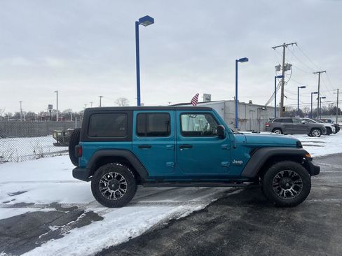 Used 2020 Jeep Wrangler Unlimited Sport image 4