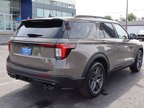 New 2026 Ford Explorer ST w/ Sun And Sound Package AWD/4WD image 7