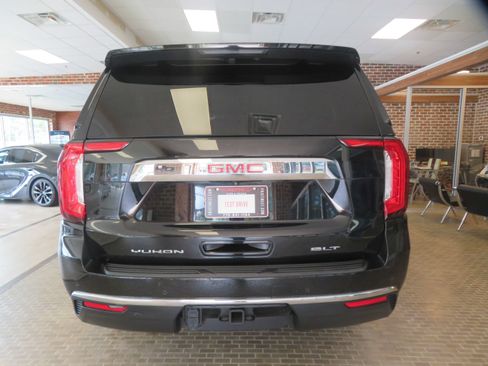 Used 2021 GMC Yukon XL SLT RWD image 5