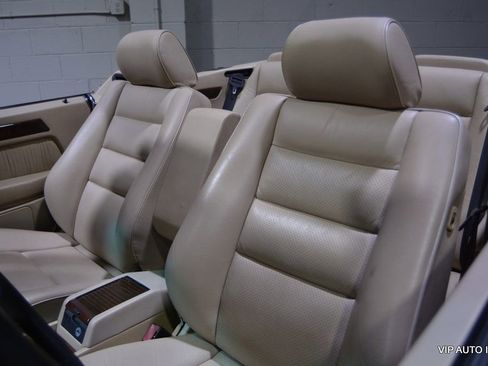 Used 1995 Mercedes-Benz E 320 Convertible image 23