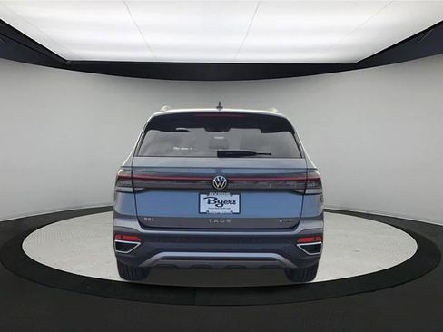 New 2026 Volkswagen Taos SEL image 6