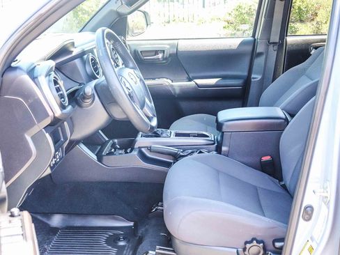 Certified 2019 Toyota Tacoma TRD Sport w/ Technology Package RWD image 22
