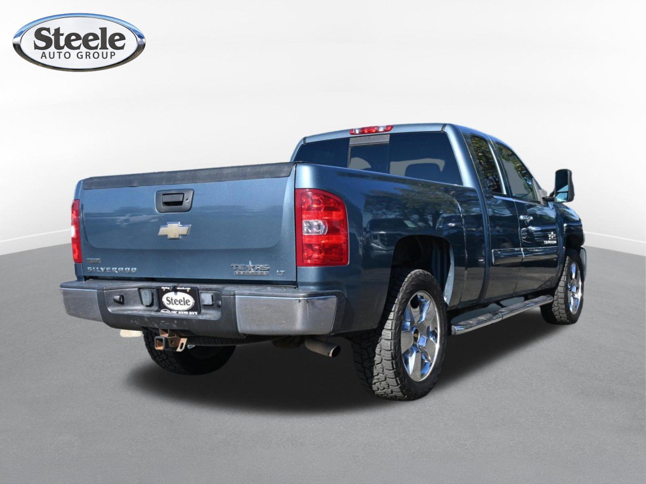 Used 2009 Chevrolet Silverado 1500 LT w/ Texas Edition RWD image 5