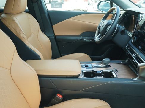 Used 2025 Lexus RX 350 Premium FWD image 10
