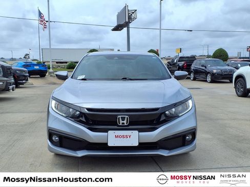 Used 2019 Honda Civic Sport image 3