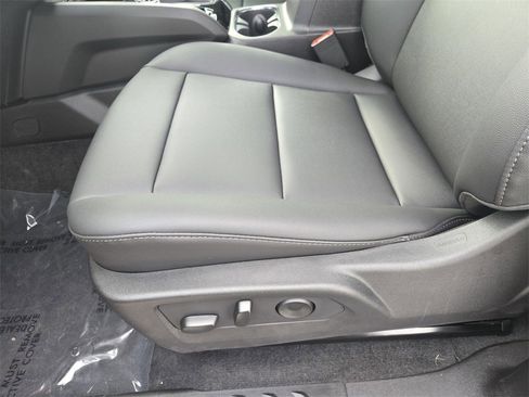 New 2026 GMC Canyon Elevation w/ Convenience Package image 17