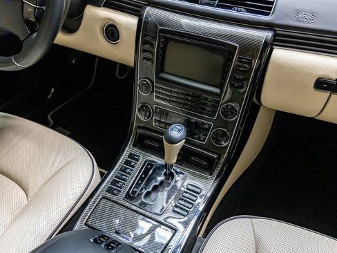 Used 2009 Maybach 62 S RWD image 95
