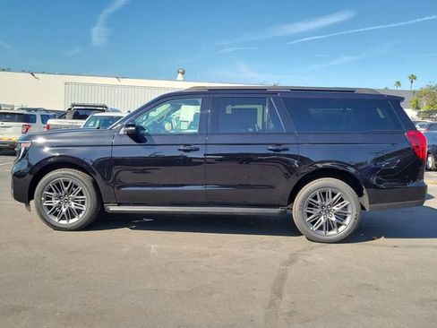 New 2026 Ford Expedition Max Platinum w/ Stealth Appearance Package image 25