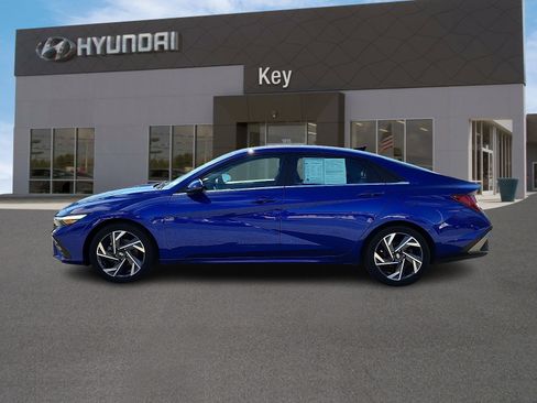 Certified 2024 Hyundai Elantra Limited image 6